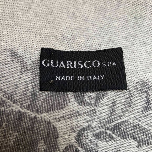 Guarisco 100% Wool Gray Shawl/Wrap/ Throw +Natural Shawl/Throw. Never Worn Italy - Picture 4 of 8